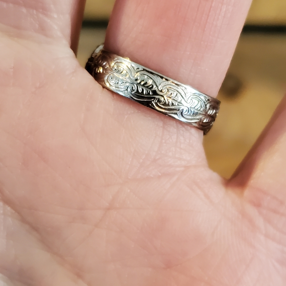 Adjustable silvertone branch motif ring - Picture 4 of 7